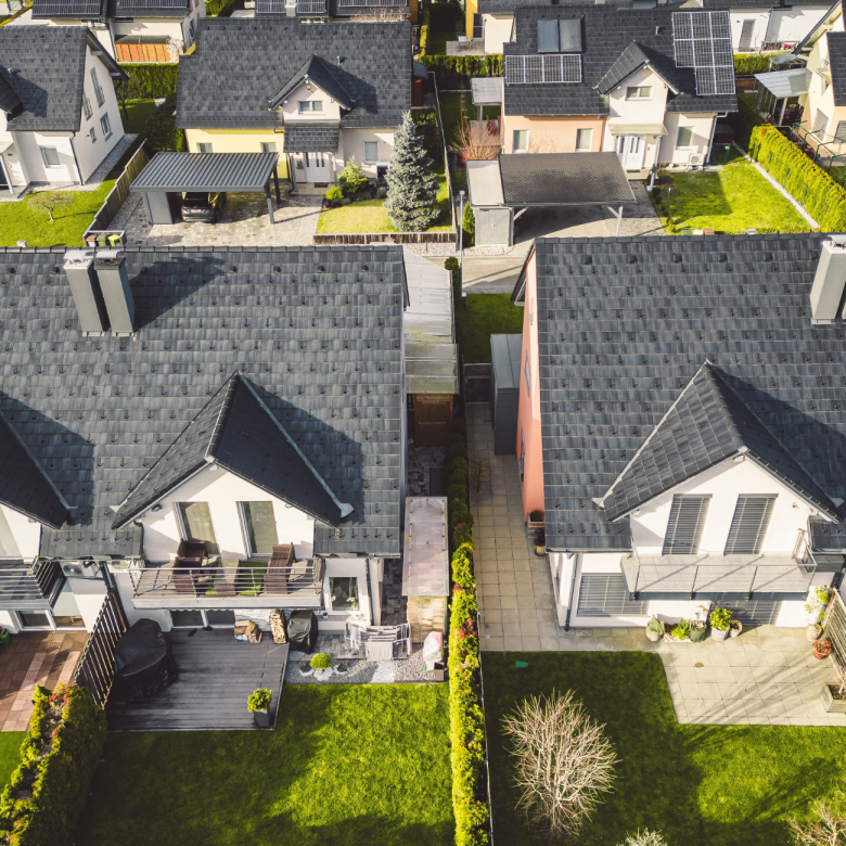 Domy w zabudowie bliźniaczej – zalety i wady