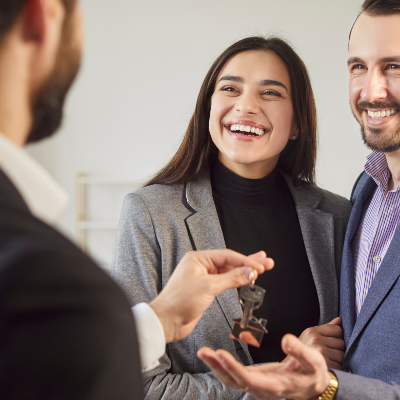 Sprzedaż off market. Co to jest i dlaczego daje realną przewagę?