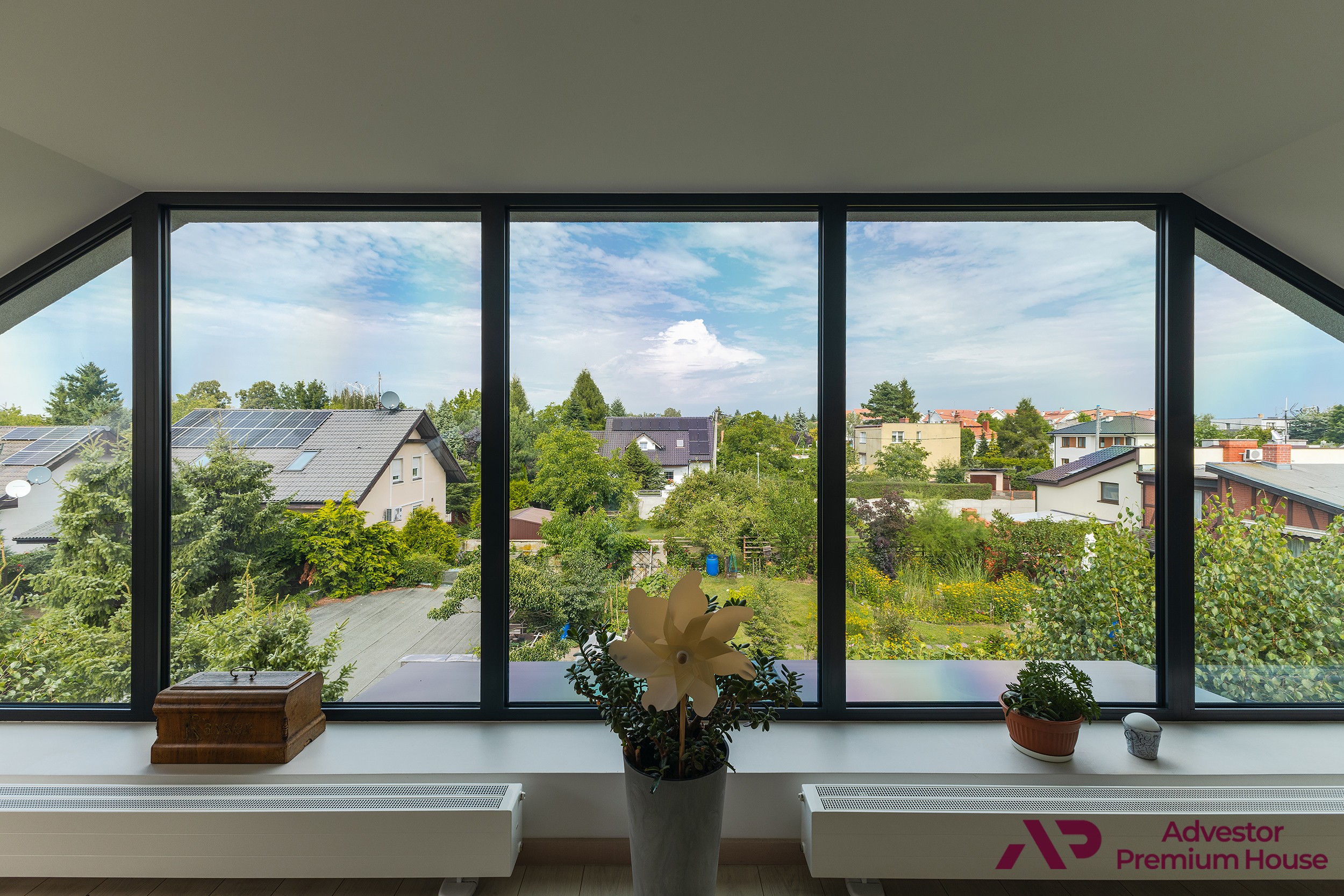 546A1771-HDR